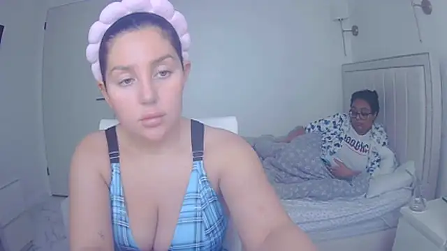 vanilla chocolate23 online show from 24, 2, 2026