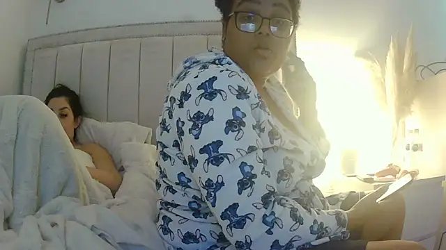 vanilla chocolate23 online show from 12, 10, 2025