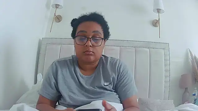 vanilla chocolate23 online show from 19, 10, 2025