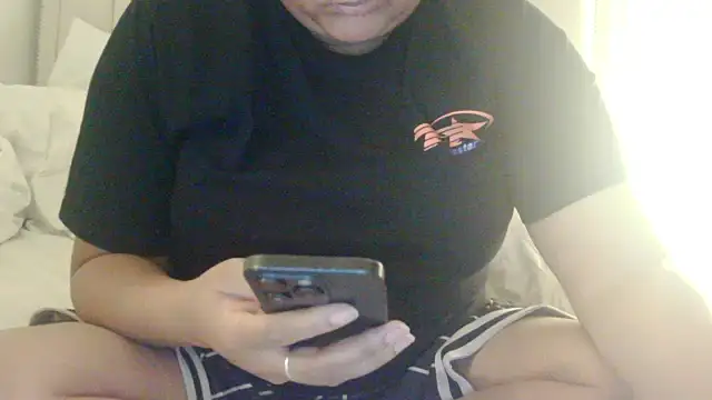 vanilla chocolate23 online show from 2, 11, 2025