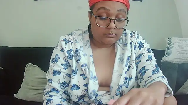 vanilla chocolate23 online show from 2, 10, 2025