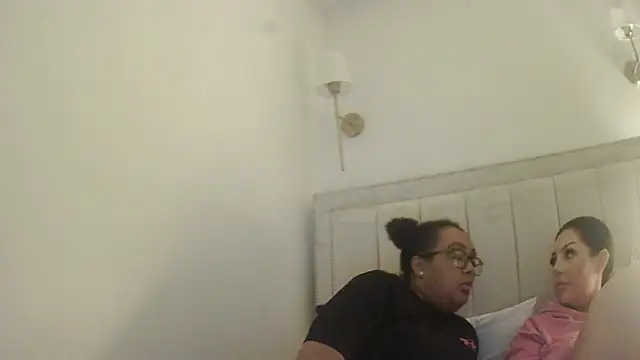 vanilla chocolate23 online show from 11, 10, 2025