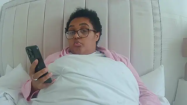 vanilla chocolate23 online show from 31, 10, 2025