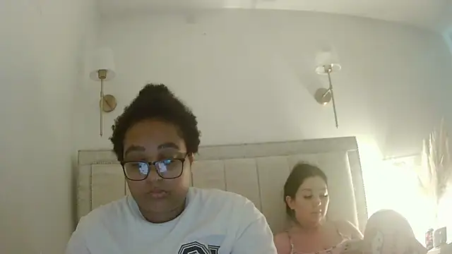 vanilla chocolate23 online show from 11, 10, 2025