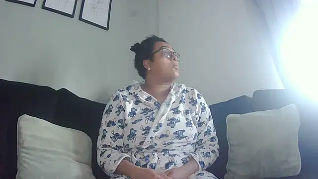 vanilla chocolate23 online show from 13, 11, 2025