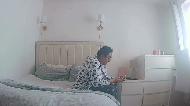 vanilla chocolate23 online show from 14, 3, 2026