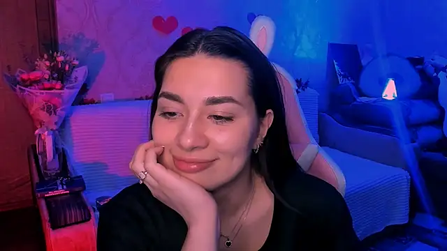 Swee Alicee online show from 14, 4, 2026