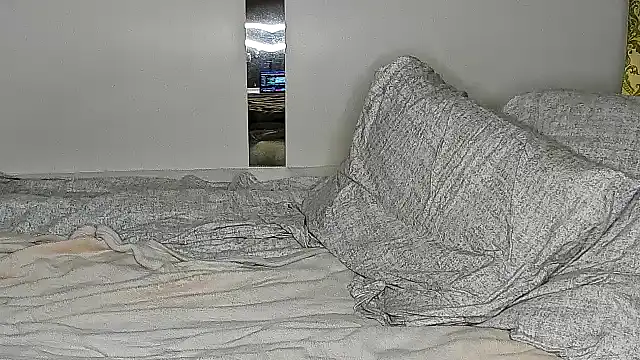 denlover1 online show from 30, 1, 2025