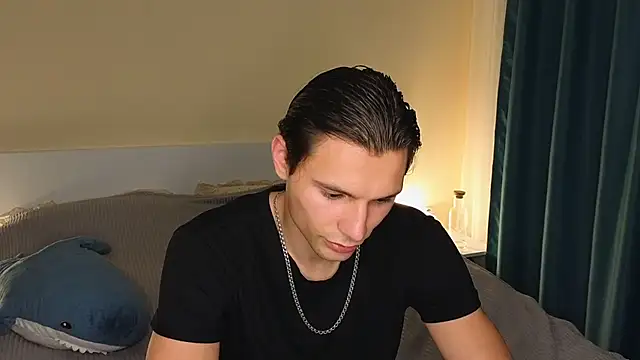 denlover1 online show from 13, 4, 2026