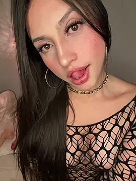 Snapshot of Ailen_walker24 chatting on 4, 3, 2026 Ailen walker24 online show from 4, 3, 2026