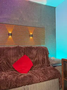  EUFRATES  online show from 17, 4, 2026