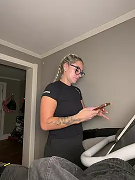 Snapshot of lexybabyxo chatting on 20, 7, 2026 lexybabyxo online show from 20, 7, 2026