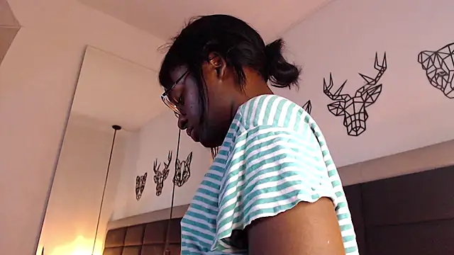 candy lovee69 online show from 14, 3, 2025