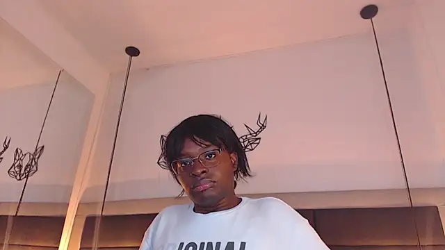 candy lovee69 online show from 28, 11, 2025