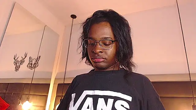 candy lovee69 online show from 24, 10, 2025