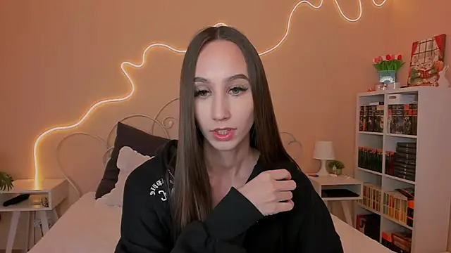 your emily  online show from 18, 3, 2025