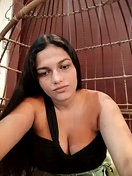 girl milk1 online show from 12, 11, 2025