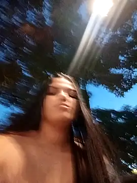 girl milk1 online show from 20, 12, 2025