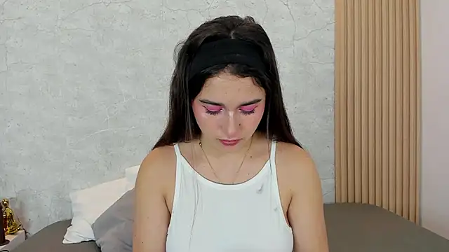 Snapshot of mayragonzpe__ chatting on 14, 3, 2025 mayragonzpe online show from 14, 3, 2025