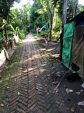 GapingConker online show from 2, 11, 2025