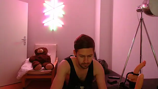 jonny-bisexual online show from 12, 12, 2024