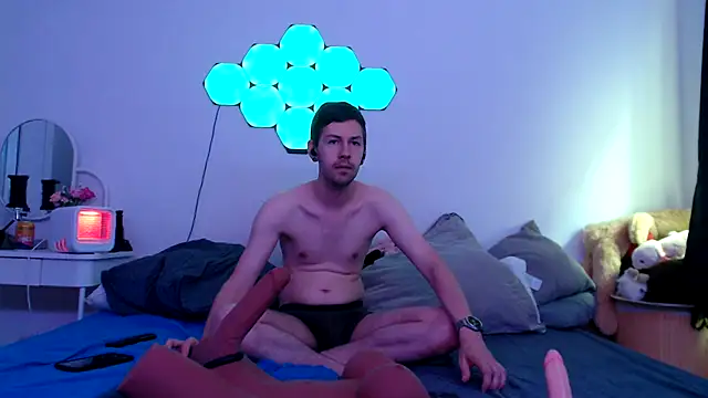 jonny-bisexual online show from 14, 7, 2026