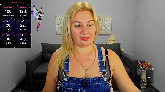 Lili Crossi online show from 23, 9, 2025