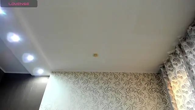 Miss you kiss online show from 20, 12, 2024