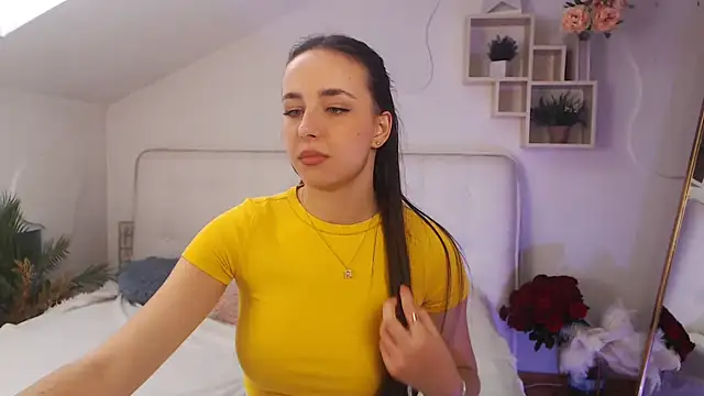 AuroraAksnesss online show from 11, 3, 2025