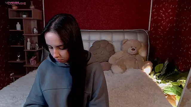 AuroraAksnesss online show from 29, 9, 2025