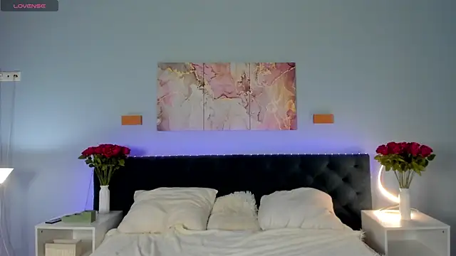 Linablueeyed online show from 28, 9, 2025