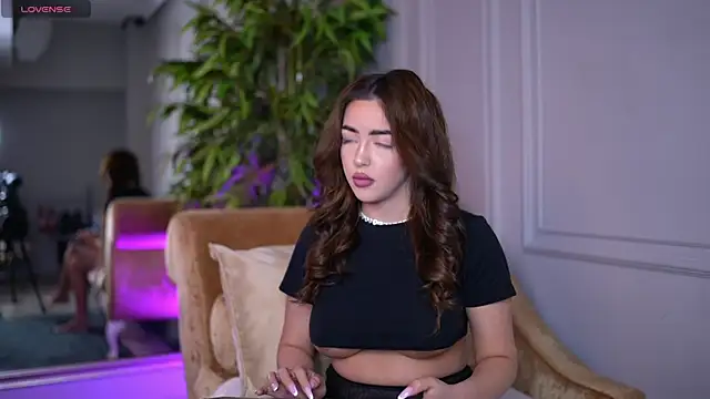 xJuliax online show from 22, 2, 2025