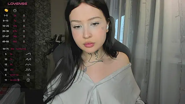 kate8ketee8 online show from 2, 2, 2025