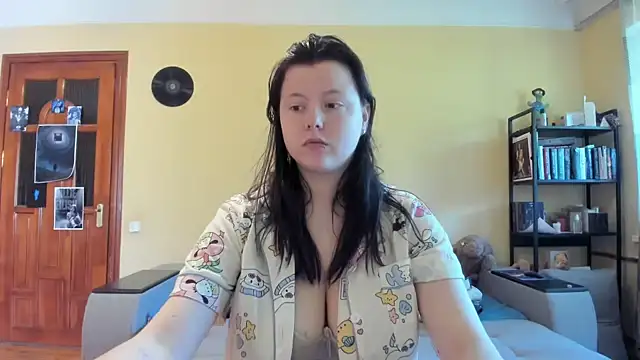 Snapshot of LillyDepp chatting on 10, 5, 2026 LillyDepp online show from 10, 5, 2026