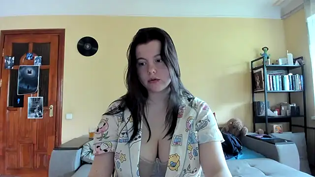 Snapshot of LillyDepp chatting on 8, 5, 2026 LillyDepp online show from 8, 5, 2026