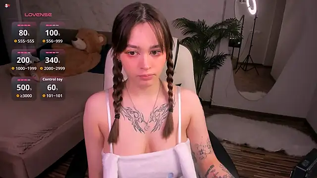 BadScarlet1 online show from 3, 12, 2025