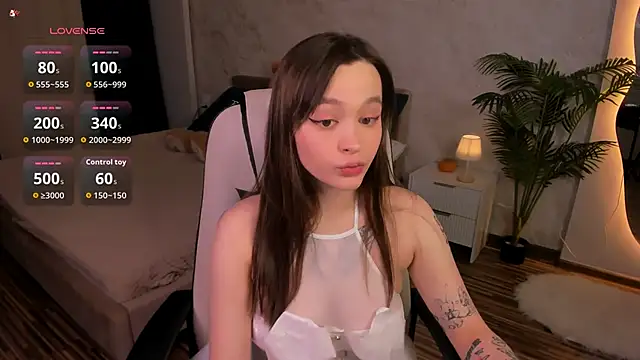 BadScarlet1 online show from 16, 11, 2025