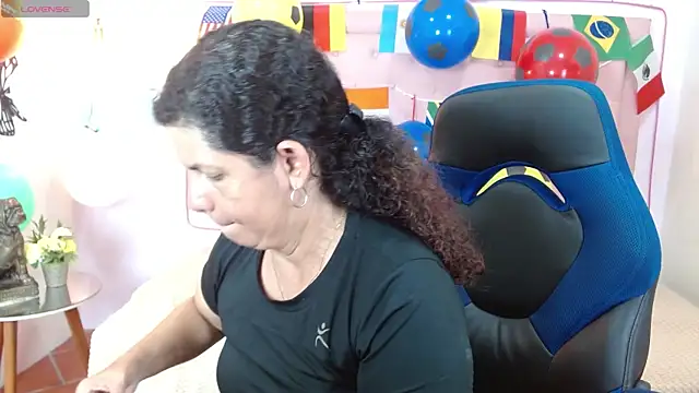 Snapshot of sila_bolum chatting on 18, 6, 2026 sila bolum online show from 18, 6, 2026