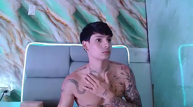 Apolo Hidalgo01 online show from 8, 3, 2025