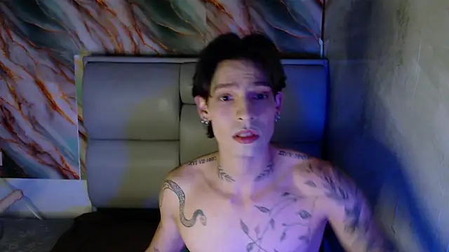 Apolo Hidalgo01 online show from 5, 10, 2025