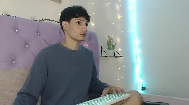 Apolo Hidalgo01 online show from 2, 3, 2025