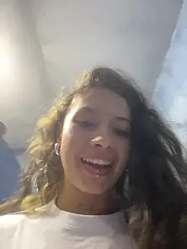 Snapshot of Andi9_ chatting on 16, 2, 2025 Andi9 online show from 16, 2, 2025