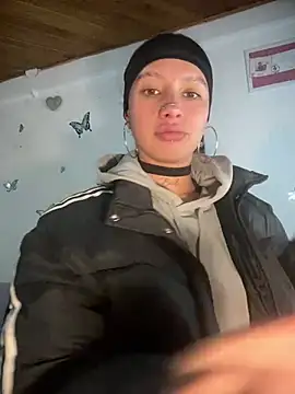 Snapshot of Andi9_ chatting on 17, 12, 2024 Andi9 online show from 17, 12, 2024