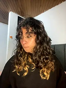 Snapshot of Andi9_ chatting on 15, 10, 2025 Andi9 online show from 15, 10, 2025