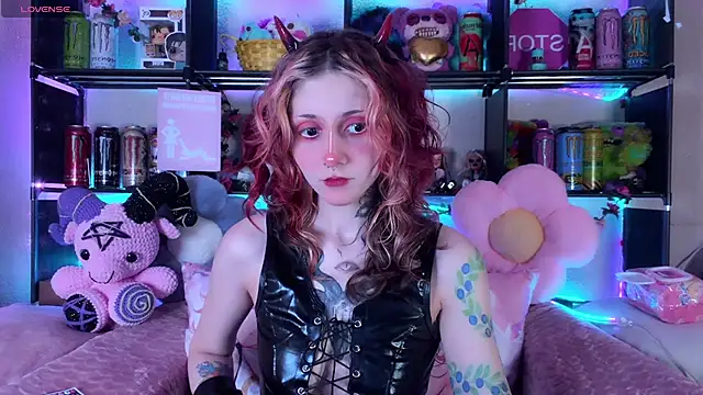 Snapshot of _Devill_Baby chatting on 29, 6, 2026 Devill Baby online show from 29, 6, 2026