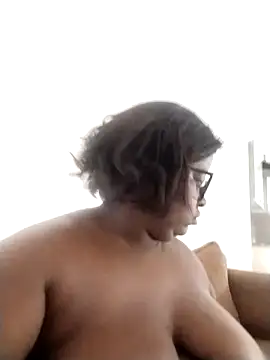 HotBootyBabe90 online show from 20, 2, 2026