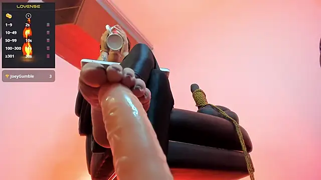 charlotte joliedart online show from 27, 2, 2025