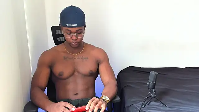 AdonisKnight online show from 5, 2, 2025