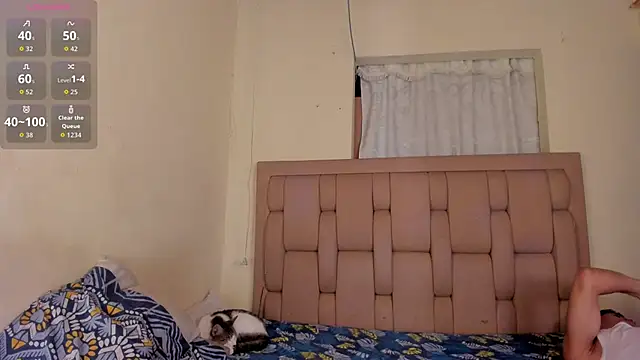 Snapshot of stepcouple_XXX chatting on 11, 9, 2025 stepcouple XXX online show from 11, 9, 2025