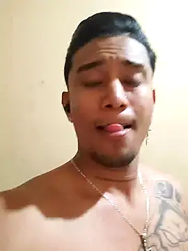 Snapshot of diablonegro69 chatting on 5, 12, 2024 diablonegro69 online show from 5, 12, 2024